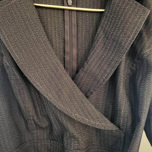 Le Chateau Grey Striped Belted Dress with 3/4 length sleeve and pockets - Picture 2 of 8